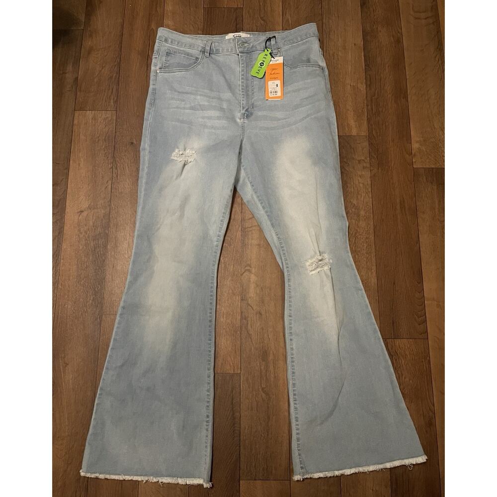 Refuge Denim Flare High Rise Distressed Light Wash Raw Hem Jeans Junior Sz 7